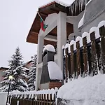 самостоятелна къща планински перли, дом 1 на 5 мин от лифт стойките, пампорово *