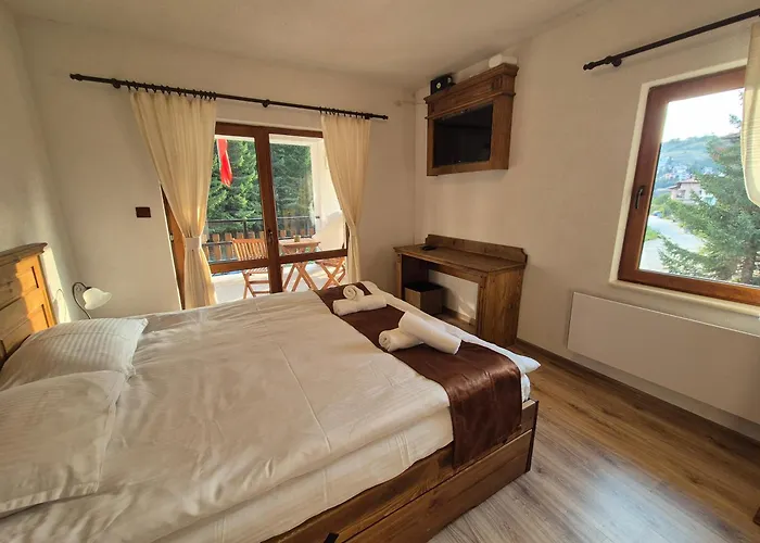 самостоятелна къща планински перли, дом 1 на 5 мин от лифт стойките, пампорово Nyaraló Sztojkite